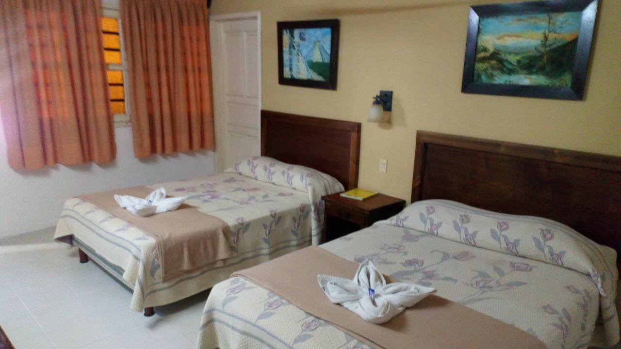 Hotel San Clemente Valladolid  Eksteriør bilde